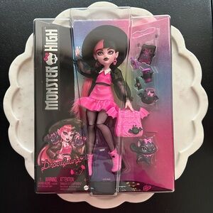 Monster High ~ Draculaura Doll with Pet & Accessories
